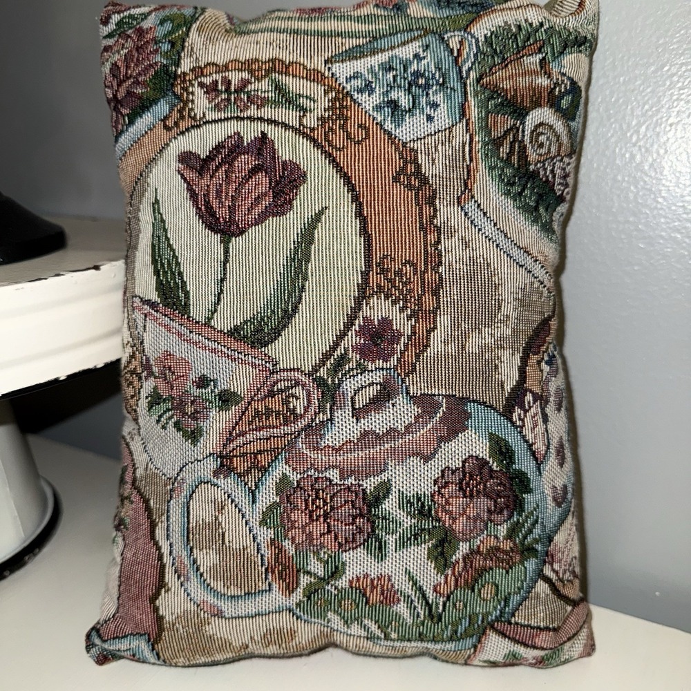 Tea Time Floral Bouquet Teapot 12x9"Rectangular Tapestry Pillow Cottage Vibes